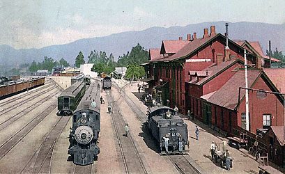 Santa Fe San Bernardino Depot 1915, the station completed 1885, was destroyed by fire in 1916, vintage postcard view.